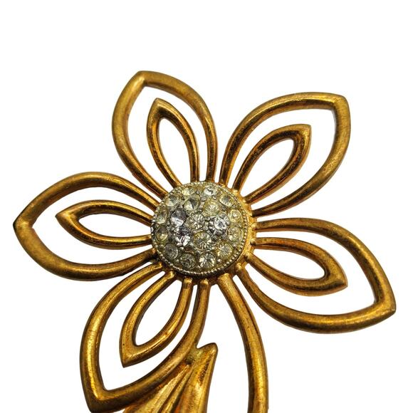 Metal Flower Power Brooch Large Gold Tone Rhinestones 3 1/2" Modernist Vintage - Picture 3 of 6
